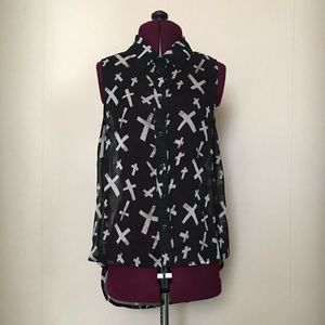 Tripp NYC chiffon cross top